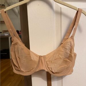 Skims unlined bra size 34 D Clay NEVER WORN